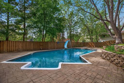15104 Chestnut Circle, Burnsville, MN 55306
