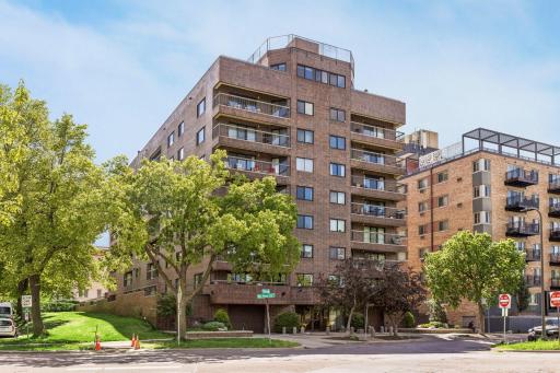 2885 Knox Avenue S, 706, Minneapolis, MN 55408