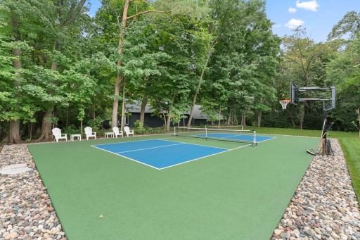 3 Crescent Street, Minnetonka Beach, MN 55391