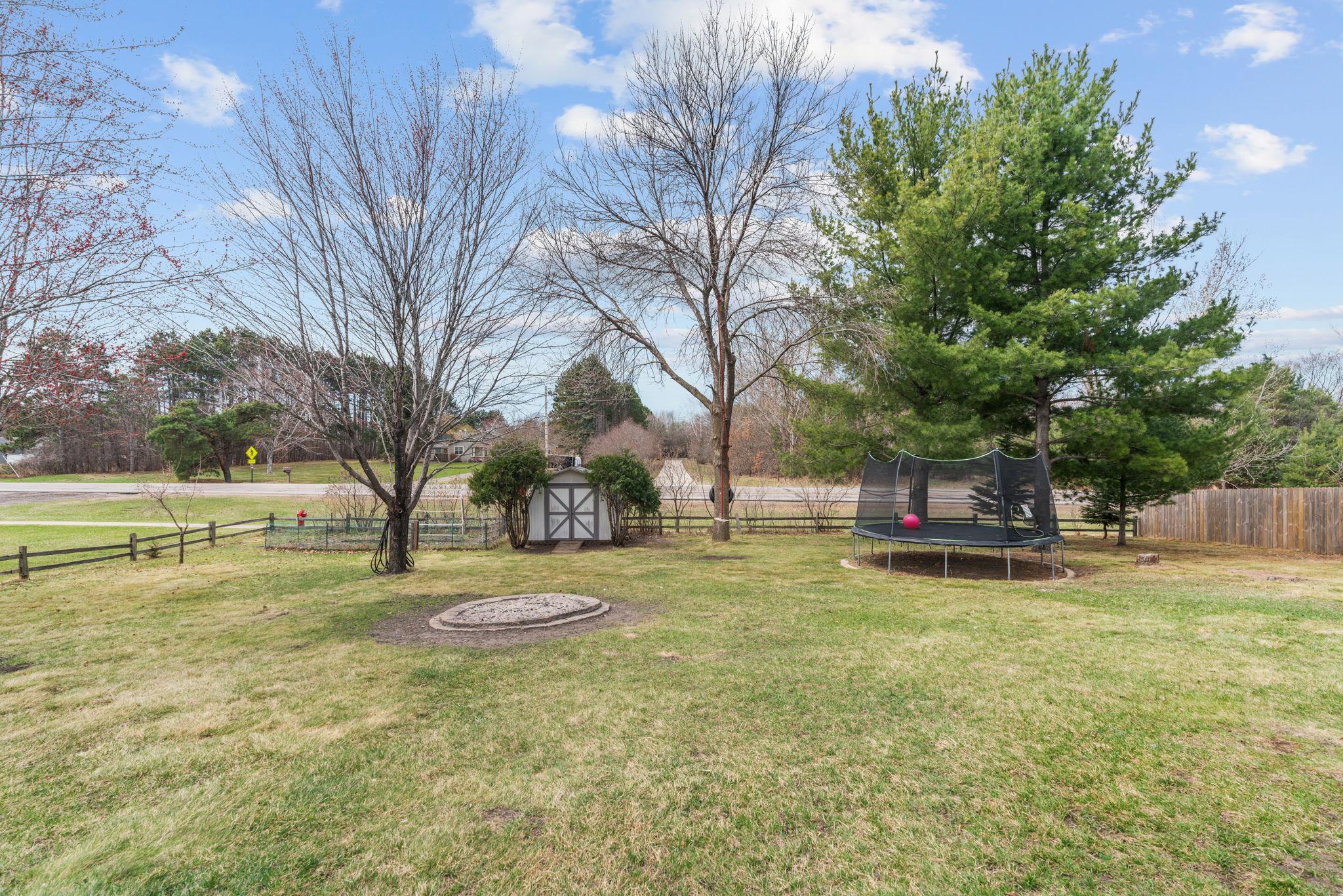 13-web-or-mls-811 Page St SW-13.jpg