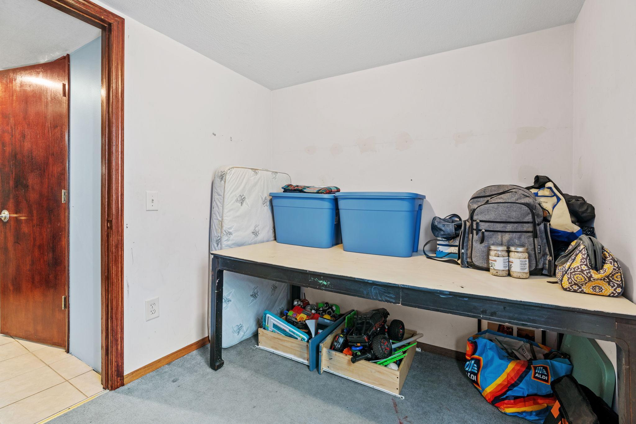 37-web-or-mls-811 Page St SW-37.jpg