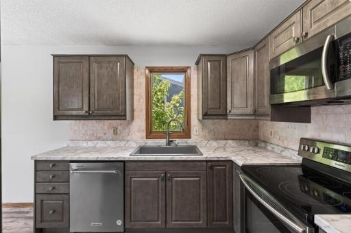 7589 Homestead Avenue S, Cottage Grove, MN 55016