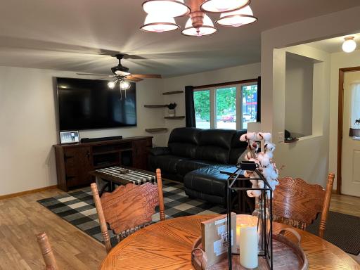 182 14th Street, Windom, MN 56101