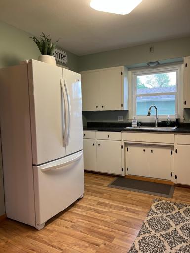 182 14th Street, Windom, MN 56101