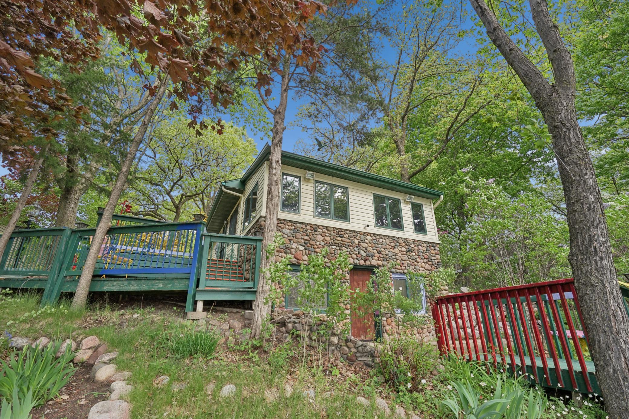 There are gardens, perennials, annuals, just overall great lush vegetation that has been cared for.