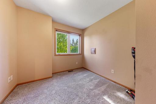 227 Woodhaven Lane, Mankato, MN 56001