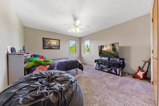 227 Woodhaven Lane, Mankato, MN 56001