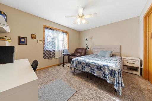 227 Woodhaven Lane, Mankato, MN 56001