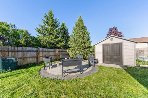 227 Woodhaven Lane, Mankato, MN 56001