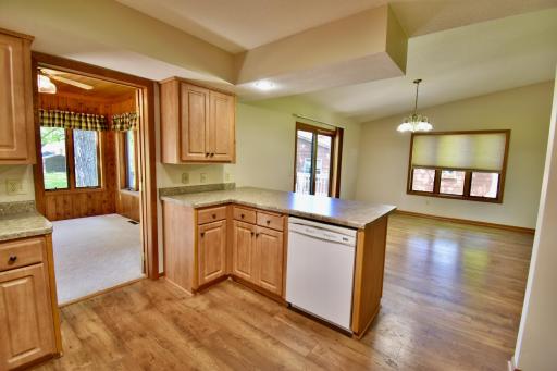 Great area for setting up for entertaining and family get togethers!
