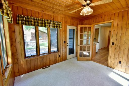 1252 Rolling Oaks Lane NW, Hutchinson, MN 55350