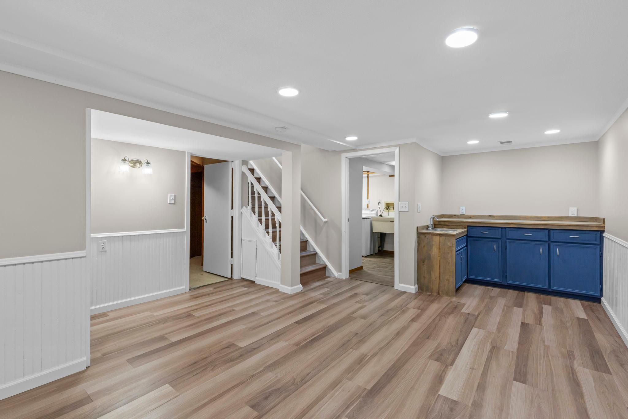 31-web-or-mls-1820 Oak St-87.jpg