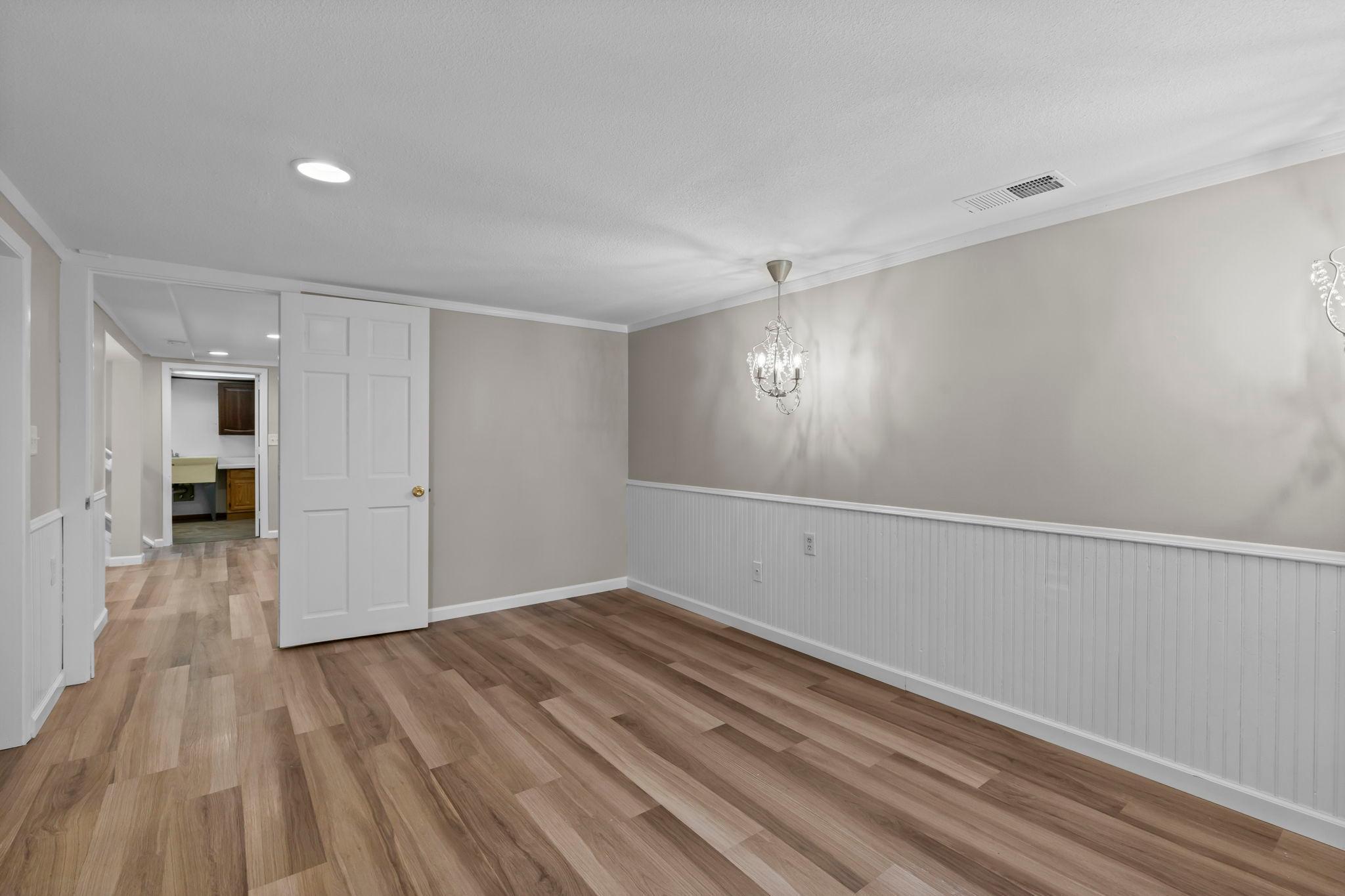 34-web-or-mls-1820 Oak St-108.jpg