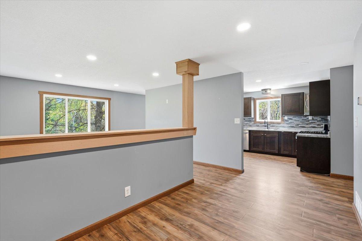 03-Living Room.jpg