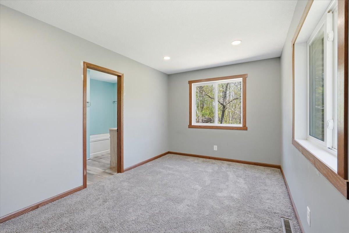 09-Bedroom 3.jpg
