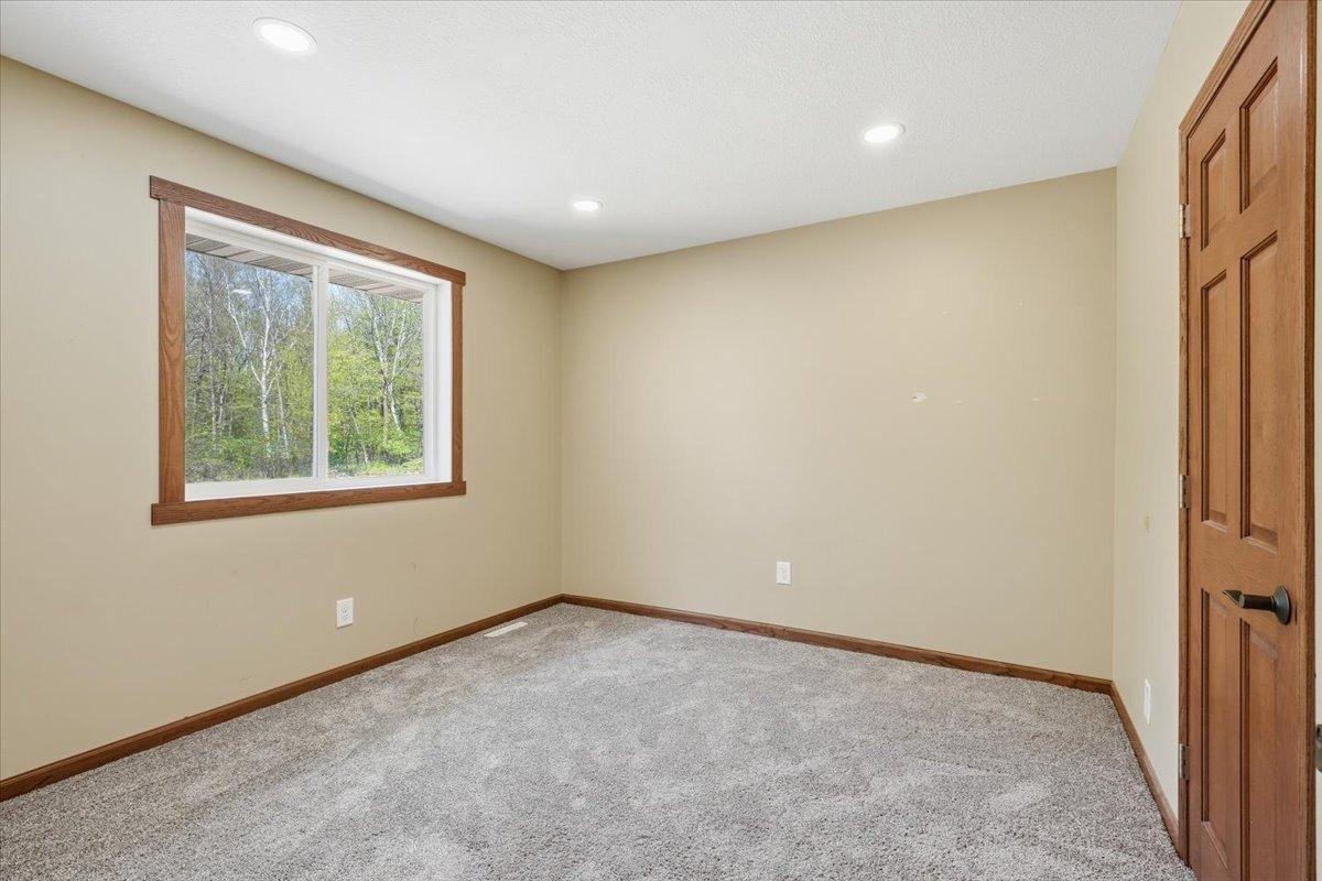 10-Bedroom 4.jpg