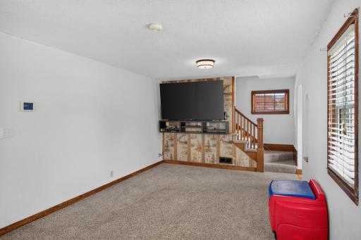 2209 6th Street NW, Austin, MN 55912