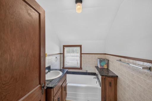 2209 6th Street NW, Austin, MN 55912