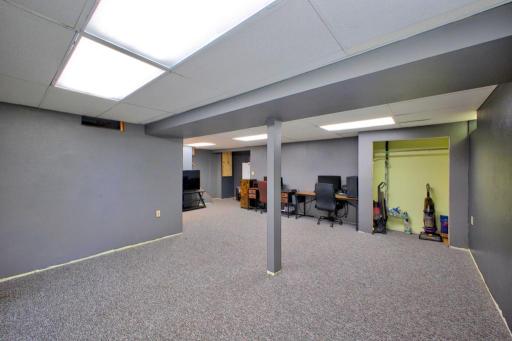 2209 6th Street NW, Austin, MN 55912