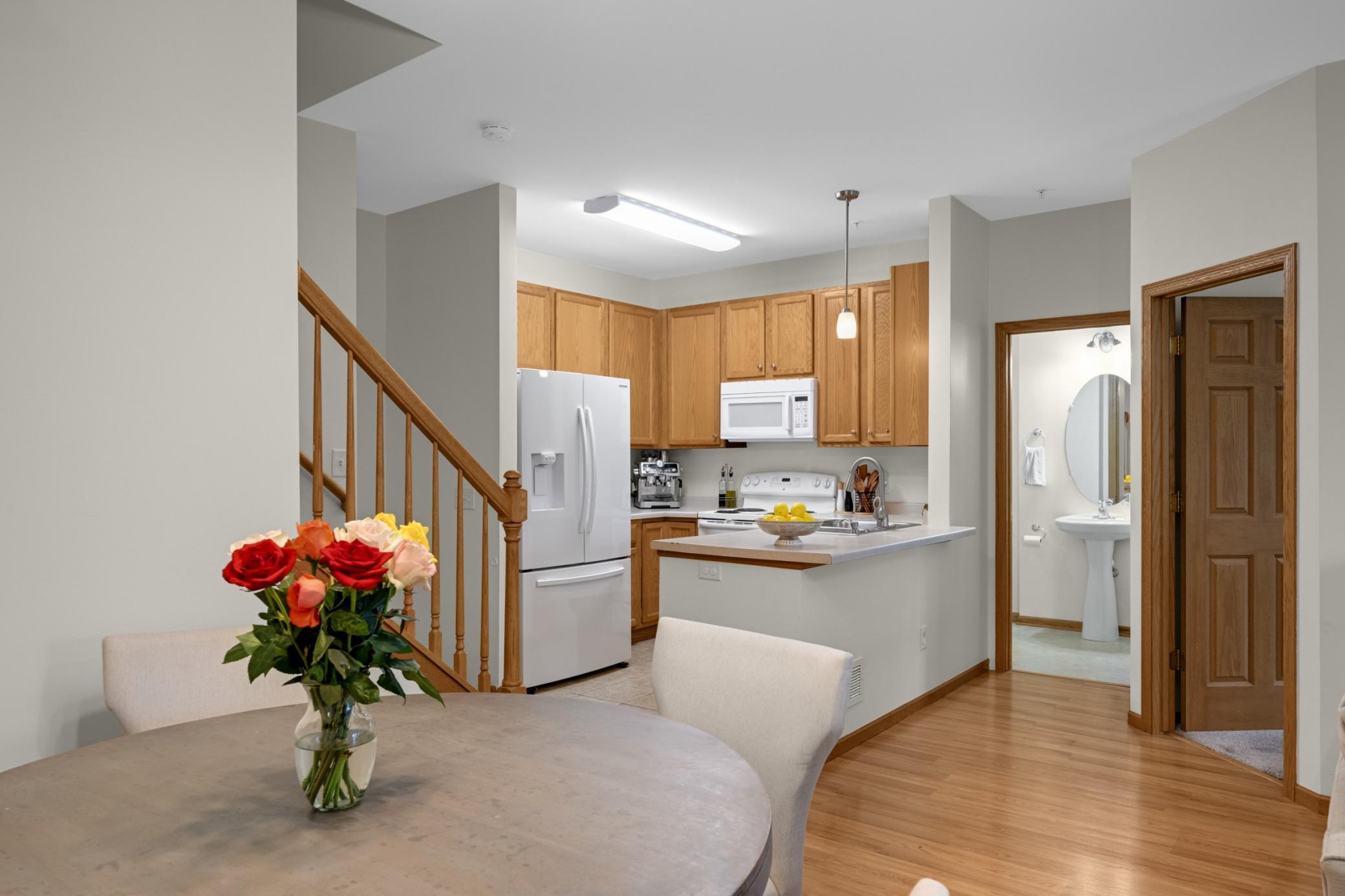 Light filled kitchen offering 9 ft ceilings