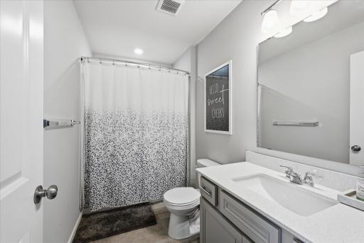 775 Midtown Lane, Saint Paul, MN 55112