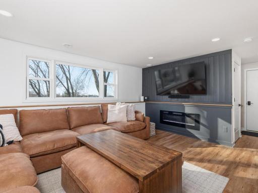 1036 Sunny Ridge Drive, Carver, MN 55315