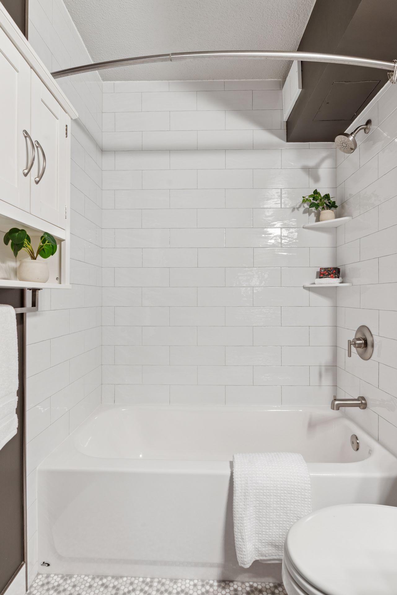 Deep tub and gorgeous tile