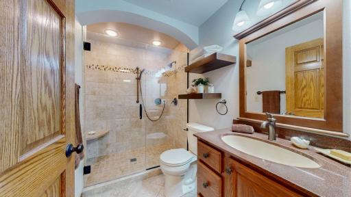 645 Farr Court, Eau Claire, WI 54701