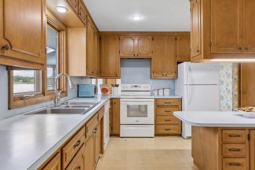 Custom Kitchen - 0009.jpg