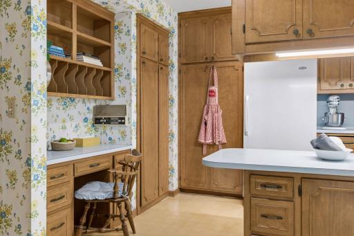 Kitchen built in desk and pantry - 0012.jpg