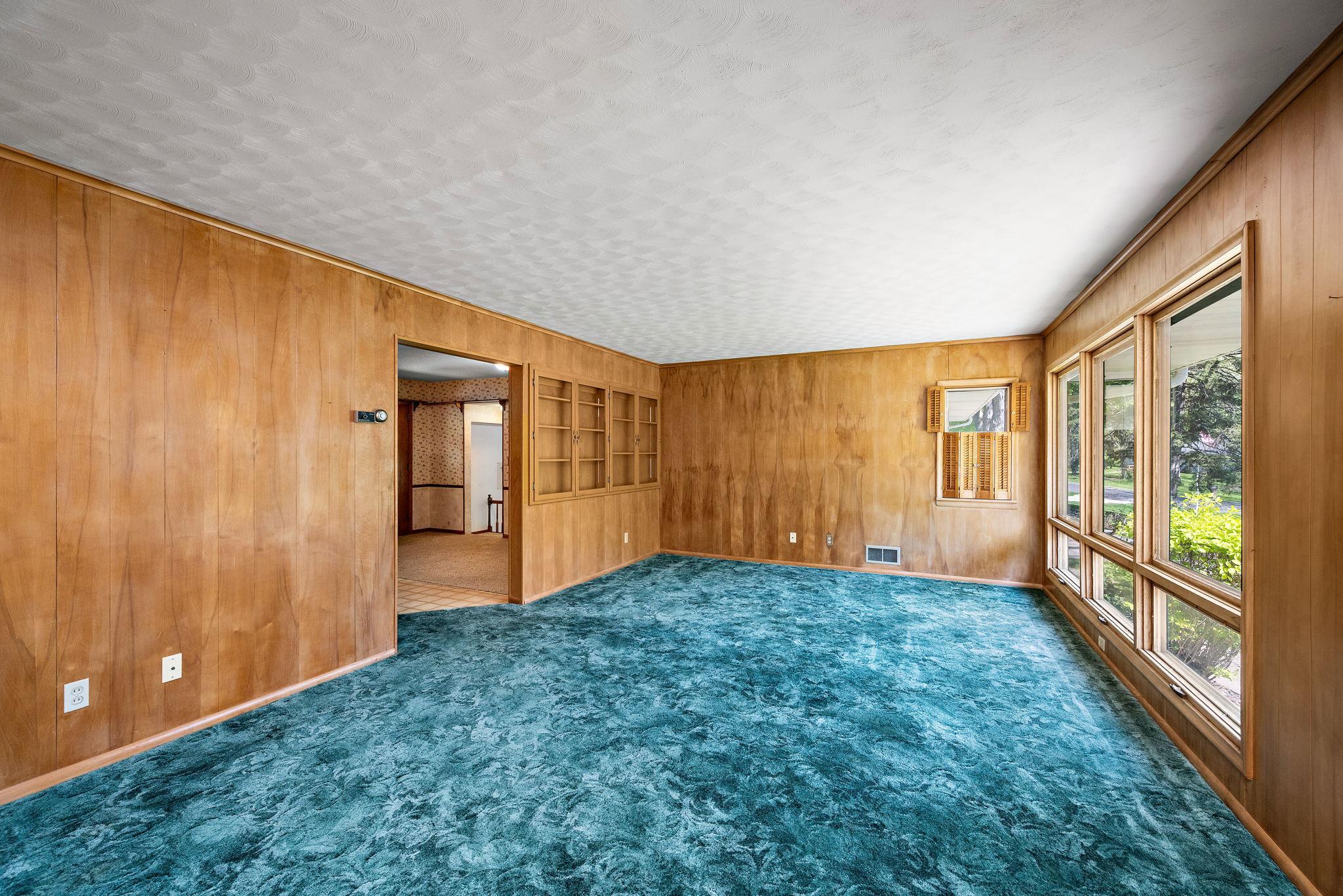 6-web-or-mls-1125-oakview-ln-n.jpg