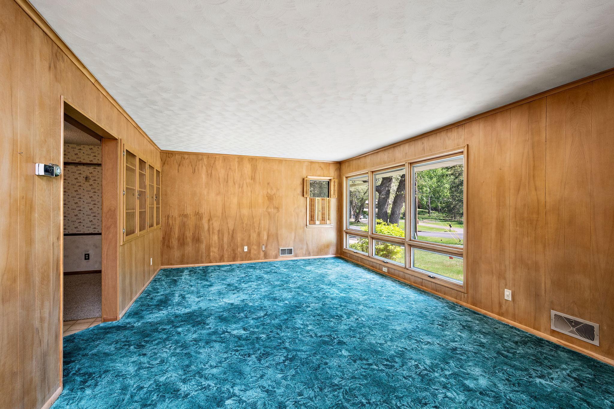 5-web-or-mls-1125-oakview-ln-n.jpg