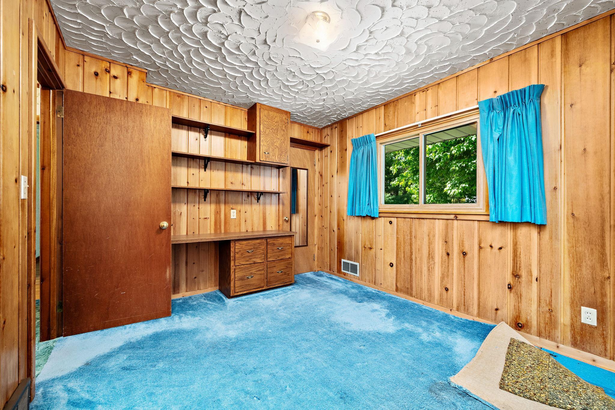16-web-or-mls-1125-oakview-ln-n.jpg