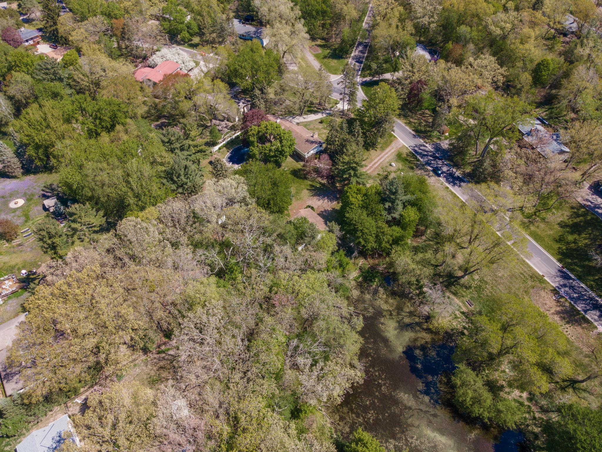 45-web-or-mls-1125-oakview-ln-n.jpg