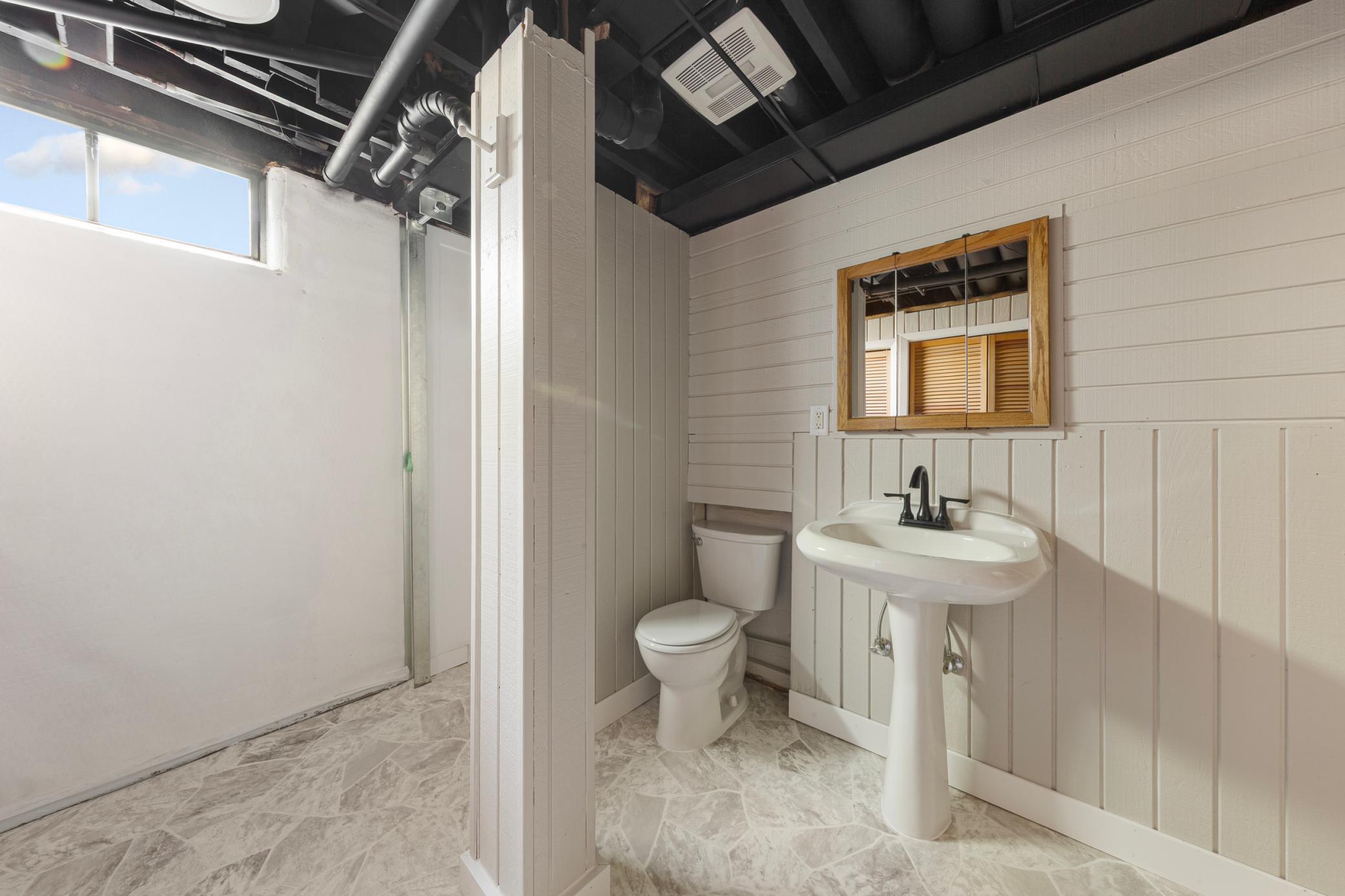 35_29 bathroom_lower.jpg