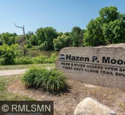 Located half a mile away from Hazen P. Mooers park with breathtaking views of the Mississippi River.