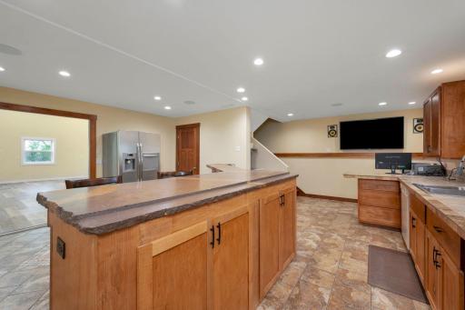 5134 340th Avenue, Blue Earth, MN 56013