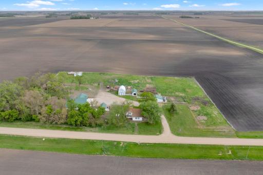 5134 340th Avenue, Blue Earth, MN 56013