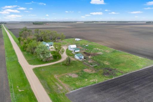5134 340th Avenue, Blue Earth, MN 56013