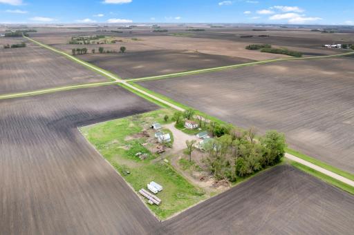 5134 340th Avenue, Blue Earth, MN 56013