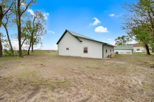 5134 340th Avenue, Blue Earth, MN 56013