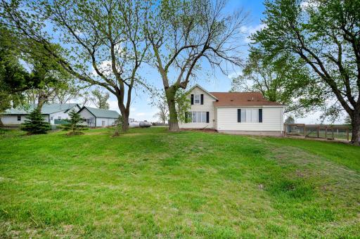 5134 340th Avenue, Blue Earth, MN 56013