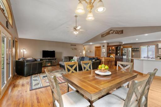 52-web-or-mls-10039 Amigo Trail-52.jpg