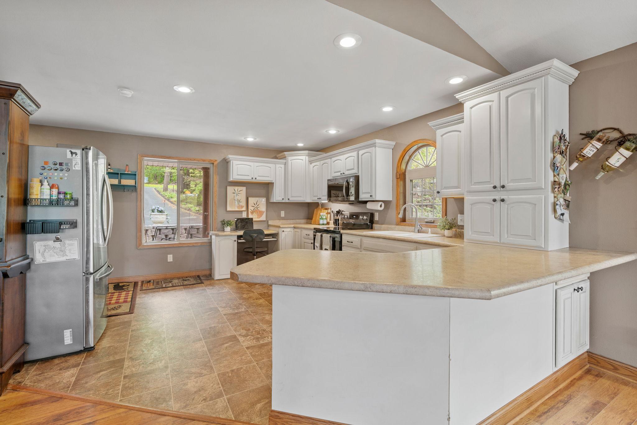 54-web-or-mls-10039 Amigo Trail-54.jpg