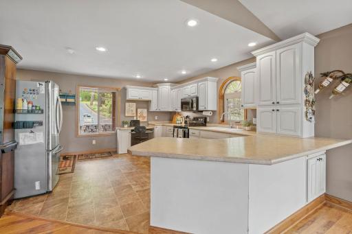 54-web-or-mls-10039 Amigo Trail-54.jpg