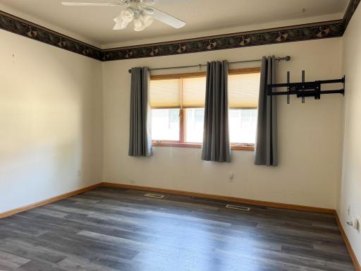 160 Cardinal Lane, Clearwater, MN 55320
