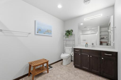 8853 Meadowlark Parkway, Horace, ND 58047