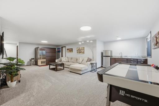 8853 Meadowlark Parkway, Horace, ND 58047