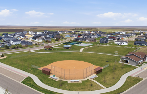 8853 Meadowlark Parkway, Horace, ND 58047
