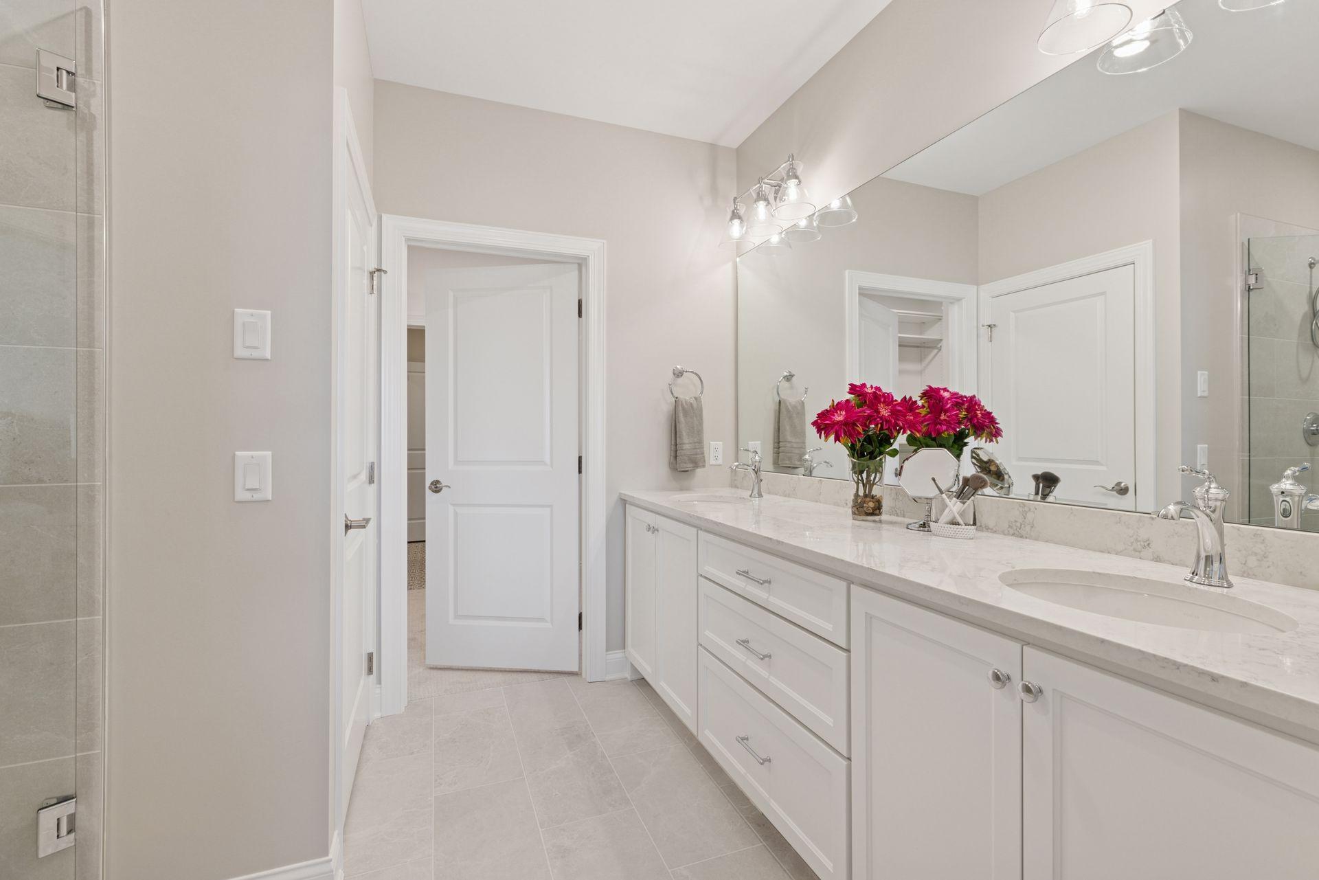 Photos of a similar home